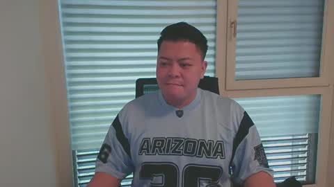 Mino online show from February 6, 1:30 pm