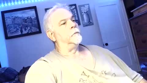 labtec777 online show from April 20, 4:15 am