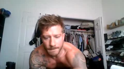 Snapshot of lacrioxcum18 chatting on October 5, 6:56 pm lacrioxcum18 online show from October 5, 6:56 pm