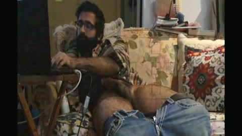 Ali online show from December 2, 8:01 pm