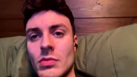 ladiesman217199719 online show from December 15, 7:22 pm