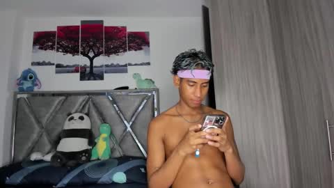 LagoSantos online show from February 19, 1:07 pm