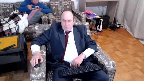 Snapshot of lajose52 chatting on February 5, 7:53 pm lajose52 online show from February 5, 7:53 pm