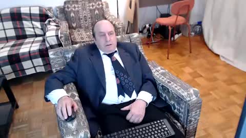 Snapshot of lajose52 chatting on February 24, 5:53 pm lajose52 online show from February 24, 5:53 pm