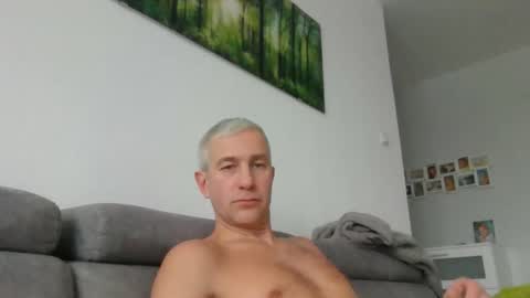 lambiants online show from February 8, 8:20 am