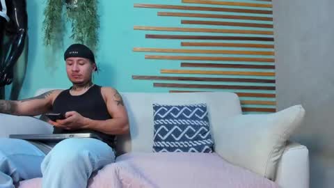 Lance  Max  online show from April 24, 1:30 am