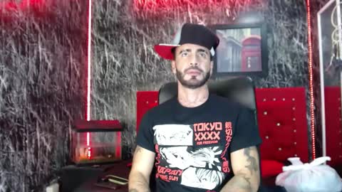 Lancelot Benwick online show from January 17, 8:45 am