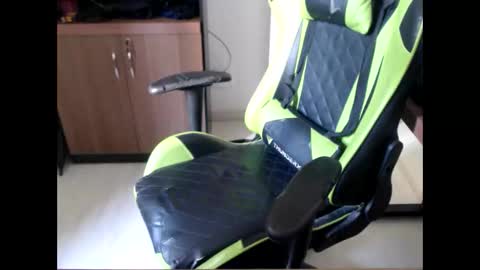 Landaw online show from April 1, 5:43 pm