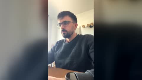 lander920612 online show from March 19, 1:14 pm