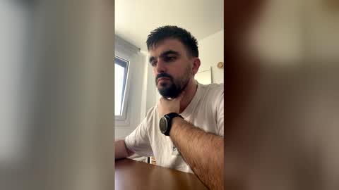 lander920612 online show from March 18, 9:23 am