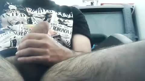 Snapshot of laratabandida chatting on December 15, 1:00 pm bandido online show from December 15, 1:00 pm