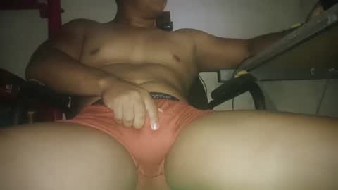 Snapshot of larrycaverga_mex chatting on March 2, 9:41 pm larrycaverga_mex online show from March 2, 9:41 pm