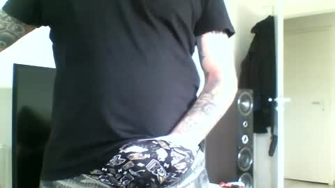 larsvegas1895 online show from May 14, 12:47 pm