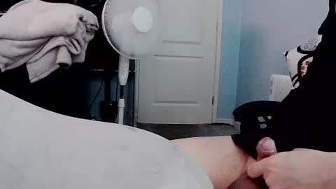 latexchris77 online show from June 27, 12:44 pm