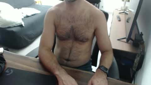 latexdave84 online show from May 14, 10:35 am