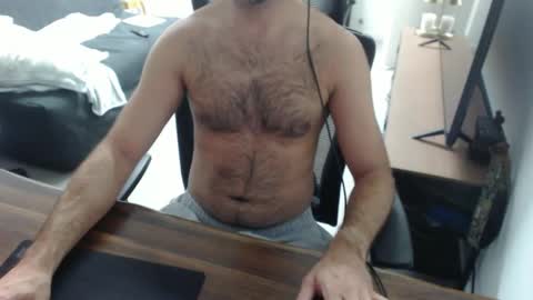 latexdave84 online show from May 16, 2:53 am