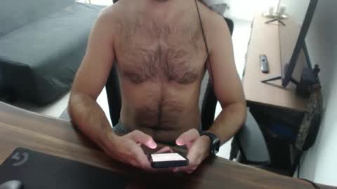 latexdave84 online show from May 20, 10:44 am