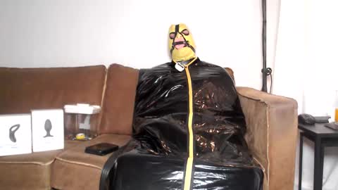 latexslaafboy online show from February 4, 9:10 pm