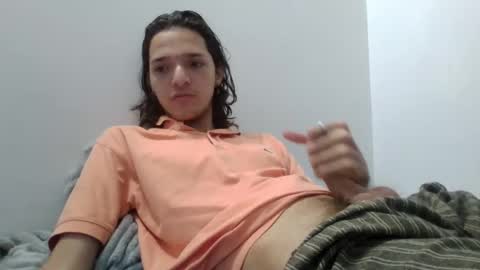 Snapshot of latin_boi6 chatting on March 6, 1:16 am Angel online show from March 6, 1:16 am