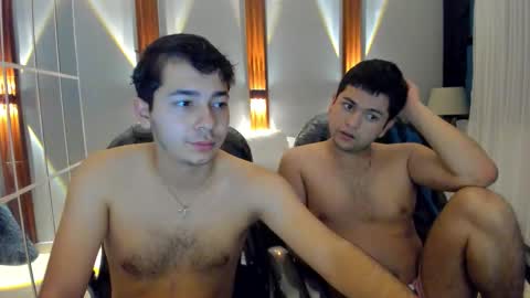 Snapshot of latin_boy_nick chatting on September 12, 1:49 am NICK online show from September 12, 1:49 am