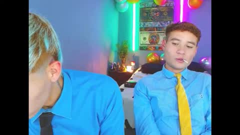 Snapshot of latin_boysxxx_ chatting on October 30, 11:50 pm SANTI  AND JORDAN online show from October 30, 11:50 pm