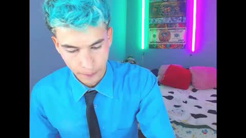 Snapshot of latin_boysxxx_ chatting on October 12, 3:55 am SANTI  AND JORDAN online show from October 12, 3:55 am