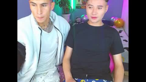 Snapshot of latin_boysxxx_ chatting on October 15, 11:56 pm SANTI  AND JORDAN online show from October 15, 11:56 pm