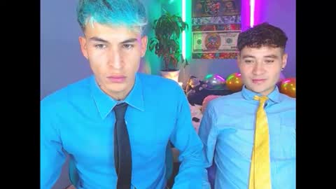 Snapshot of latin_boysxxx_ chatting on October 14, 10:28 pm SANTI  AND JORDAN online show from October 14, 10:28 pm