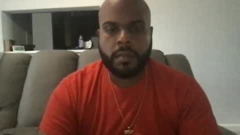 Snapshot of latin_chubby chatting on December 8, 5:11 pm latin_chubby online show from December 8, 5:11 pm