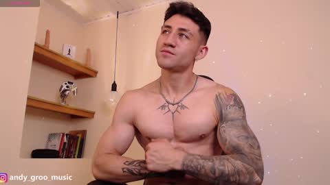 latin_green_eyes_ online show from January 8, 1:00 am