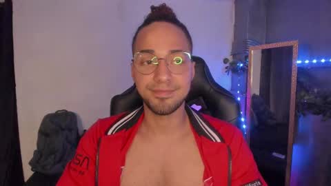 Snapshot of latin_luxury_i chatting on February 27, 7:12 am Free OF online show from February 27, 7:12 am
