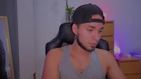 Snapshot of latin_luxury_i chatting on October 23, 9:57 am Free OF online show from October 23, 9:57 am