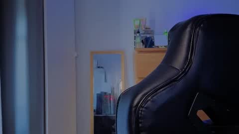 Snapshot of latin_luxury_i chatting on October 25, 9:44 am Free OF online show from October 25, 9:44 am