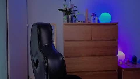 Snapshot of latin_luxury_i chatting on October 30, 11:33 am Free OF online show from October 30, 11:33 am