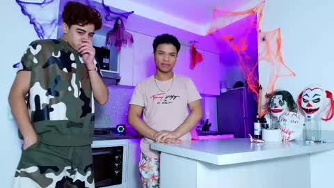 latin_naughty_boys online show from October 13, 12:38 am