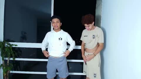 latin_naughty_boys online show from October 10, 11:52 pm
