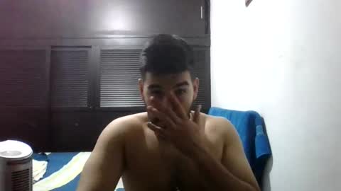 latinbeardcali online show from April 2, 11:34 pm