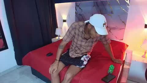 latinblack_98 online show from February 3, 12:10 pm