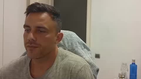 Snapshot of latinboyblue chatting on October 19, 4:10 pm LatinBlueBoy online show from October 19, 4:10 pm