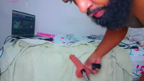 blackBear online show from April 3, 11:01 pm