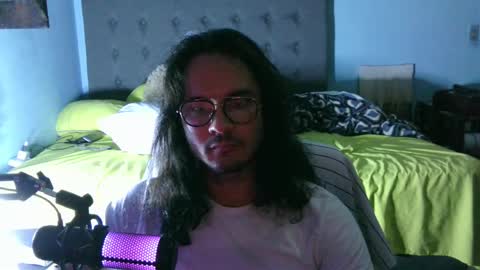 Snapshot of latinincognito chatting on March 8, 6:41 am latinincognito online show from March 8, 6:41 am