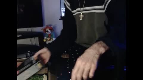 Snapshot of latinlover513 chatting on January 10, 9:53 pm latinlover513 online show from January 10, 9:53 pm