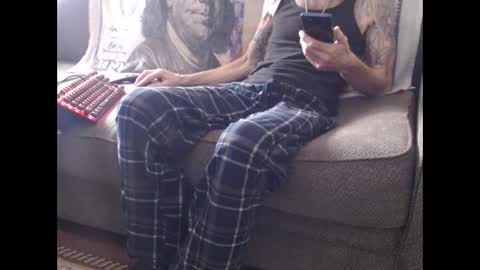 Snapshot of latinlover513 chatting on March 10, 5:39 pm latinlover513 online show from March 10, 5:39 pm