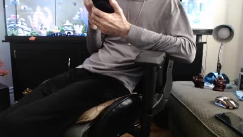 Snapshot of latinlover513 chatting on January 29, 6:50 pm latinlover513 online show from January 29, 6:50 pm