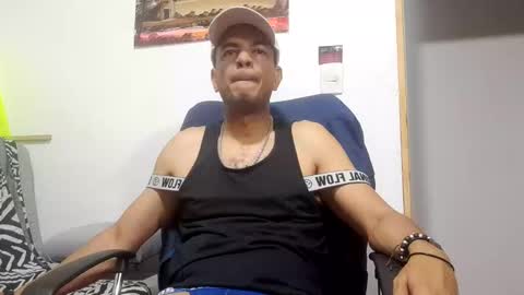 Snapshot of latinmartin254 chatting on September 14, 2:46 am latinmartin254 online show from September 14, 2:46 am