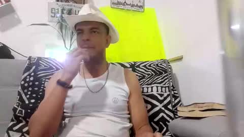 Snapshot of latinmartin254 chatting on September 15, 2:47 am latinmartin254 online show from September 15, 2:47 am