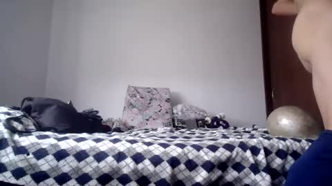 Snapshot of latinndexter chatting on March 7, 6:33 pm DEXTER online show from March 7, 6:33 pm