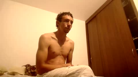 Snapshot of latinndexter chatting on February 25, 7:20 am DEXTER online show from February 25, 7:20 am