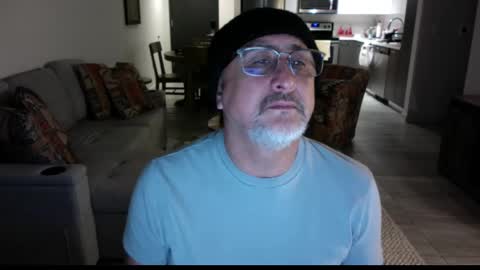 Snapshot of latinnous chatting on February 26, 6:37 am QS - INDEPENDENT MODEL online show from February 26, 6:37 am