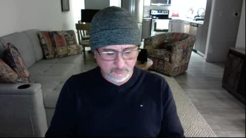 Snapshot of latinnous chatting on March 6, 3:02 am QS - INDEPENDENT MODEL online show from March 6, 3:02 am